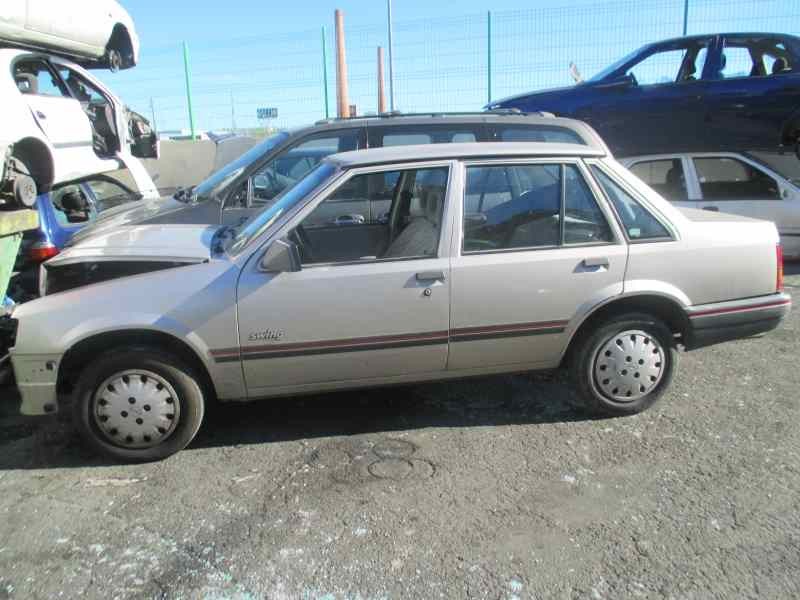 opel corsa a del año 1992