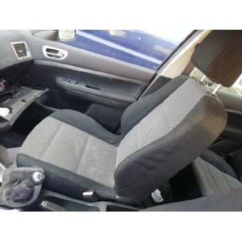 peugeot 307 berlina (s2) del año 2005