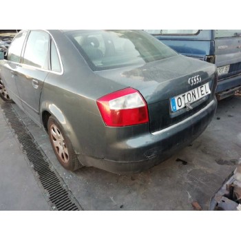 audi a4 berlina (8e) del año 2001