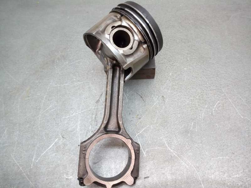 Recambio de piston para kia carens ( ) 1.7 crdi cat referencia OEM IAM   