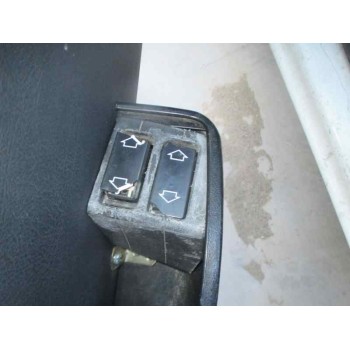 peugeot 205 berlina del año 1994