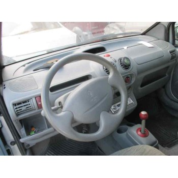 renault twingo (co6) del año 2002