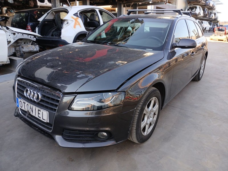 AUDI A4 B8 AVANT (8K5)