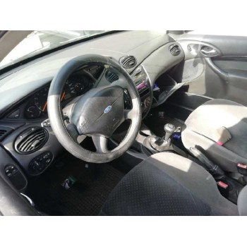 ford focus berlina (cak) del año 2002
