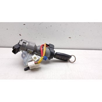 Recambio de conmutador de arranque para kia rio 1.2 cat referencia OEM IAM   