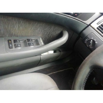 audi a6 berlina (4b2) del año 2000