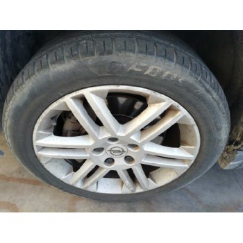 opel vectra c berlina del año 2004