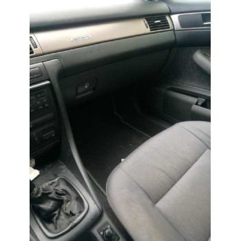 audi a6 berlina (4b2) del año 2000