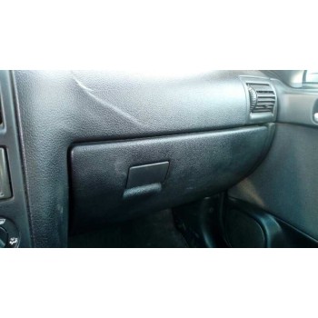 opel astra g berlina del año 2001