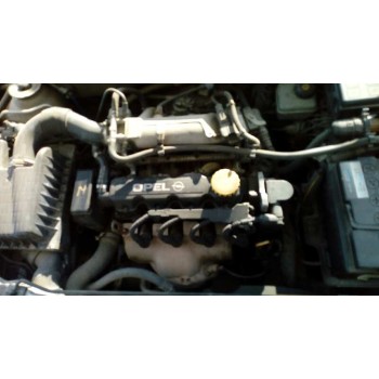 opel astra g berlina del año 2001