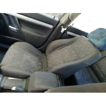 opel vectra c berlina del año 2004