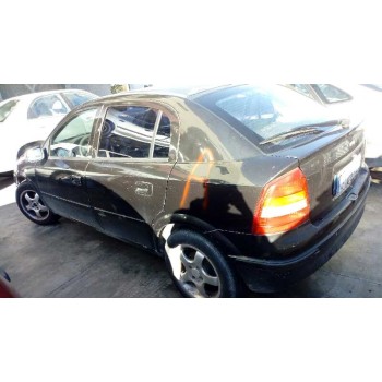 opel astra g berlina del año 2001