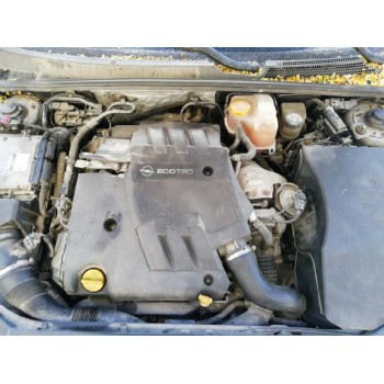 opel vectra c berlina del año 2004