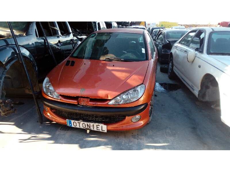 PEUGEOT 206 BERLINA
