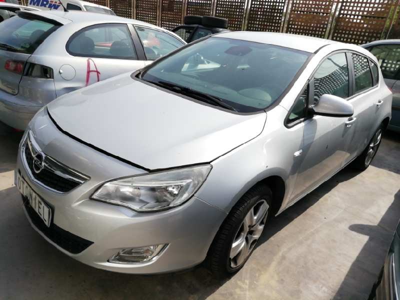 OPEL ASTRA J LIM.