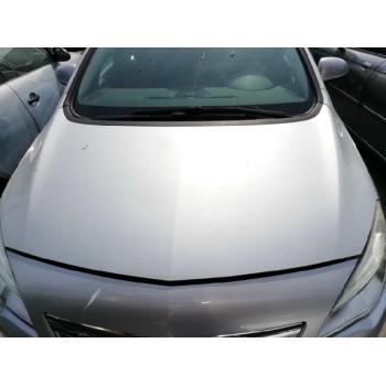 opel astra j lim. del año 2011