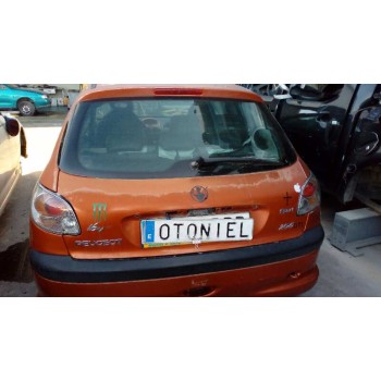 peugeot 206 berlina del año 2000