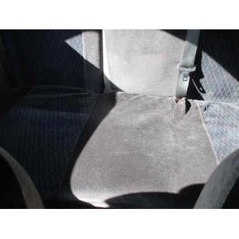 ford focus berlina (cak) del año 2000