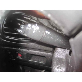 peugeot 206 berlina del año 2002