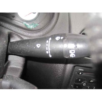 peugeot 206 berlina del año 2002