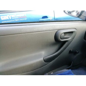 opel corsa c del año 2001