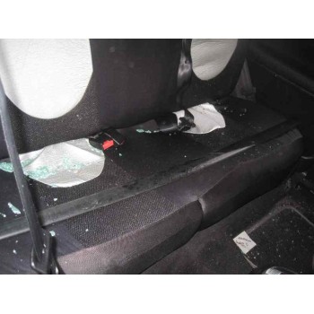 peugeot 206 berlina del año 2002