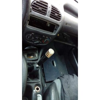 peugeot 206 berlina del año 2000