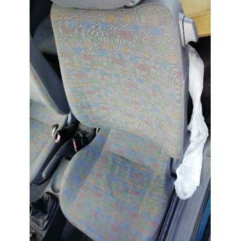 opel corsa c del año 2001