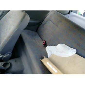 opel corsa c del año 2001