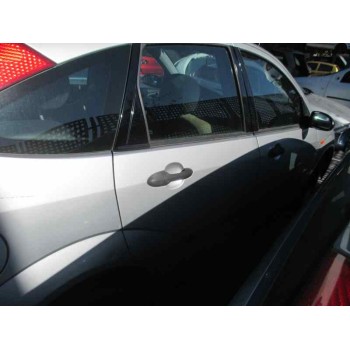 ford focus berlina (cak) del año 2000