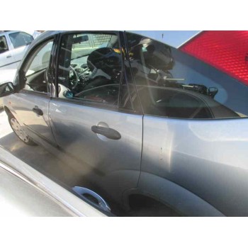 ford focus berlina (cak) del año 2000