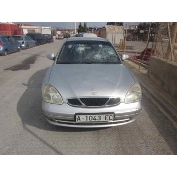 daewoo nubira berlina del año 1999