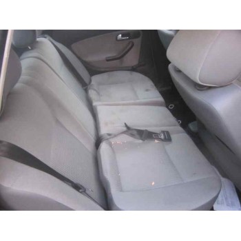 seat ibiza (6l1) del año 2002