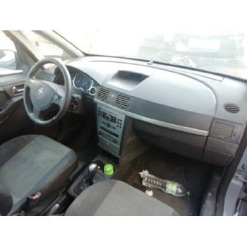 opel meriva del año 2004