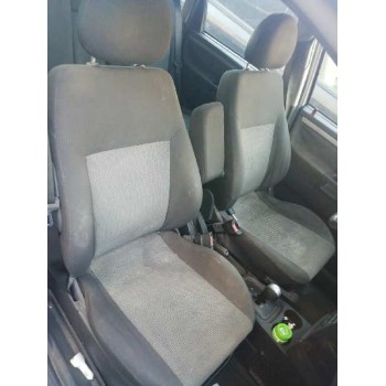 opel meriva del año 2004