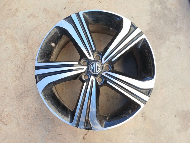 Recambio de llanta para mg zs suv (azs1) 1.5 vti referencia OEM IAM 11513290  