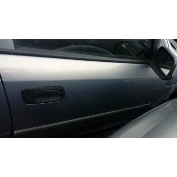 opel astra g berlina del año 2002