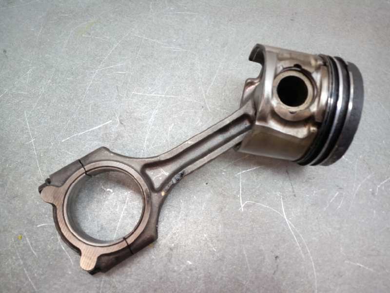 Recambio de piston para kia carens ( ) 1.7 crdi cat referencia OEM IAM   