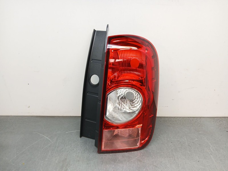 Recambio de piloto trasero derecho para dacia duster 1.5 dci diesel cat referencia OEM IAM 265550033r  16077542