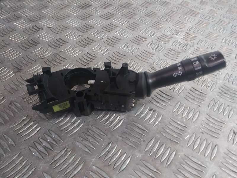Recambio de mando luces para kia rio 1.1 crdi cat referencia OEM IAM 299138875  