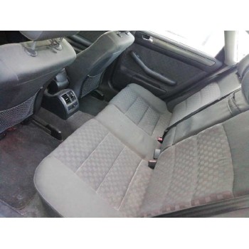 audi a6 berlina (4b2) del año 2001