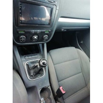 volkswagen golf v berlina (1k1) del año 2006