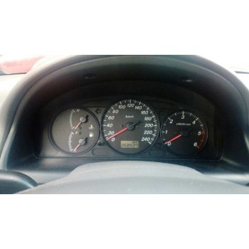 mazda 626 berlina (gf) del año 2001