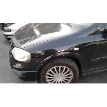 opel astra g berlina del año 2000