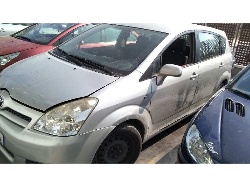 TOYOTA COROLLA VERSO (R1)