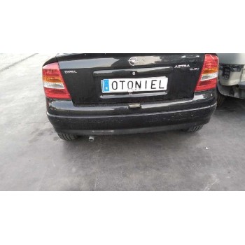 opel astra g berlina del año 2000