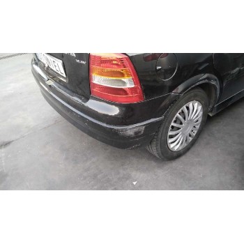 opel astra g berlina del año 2000