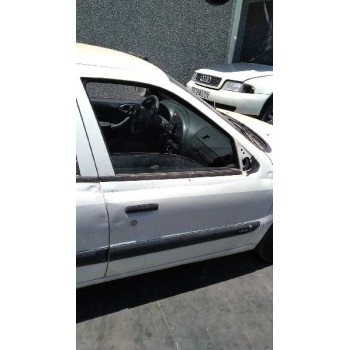 citroën xsara berlina del año 1998