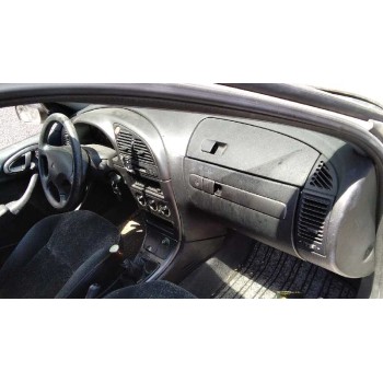 citroën xsara berlina del año 1998