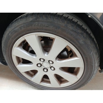 toyota avensis sedán (_t25_) del año 2016